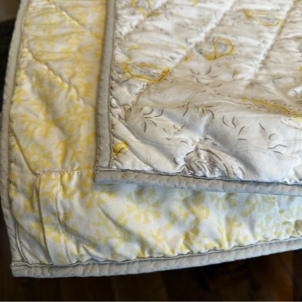 Pottery Barn Kids Lara Paisley Gray Yellow Reversible Toddler Baby Crib Quilt